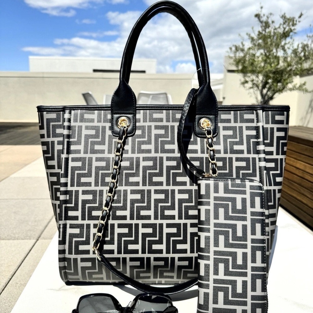 2pc Tote Bag w Wallet NWT